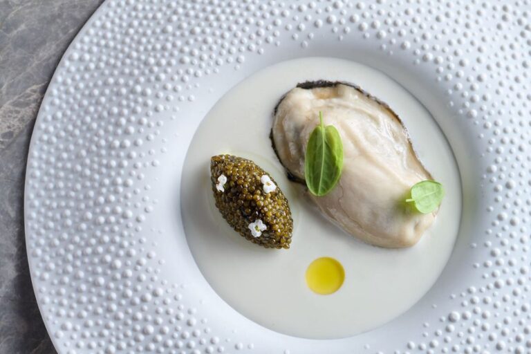 VEA Restaurant Book exclusive experiences with Foodie 768x512