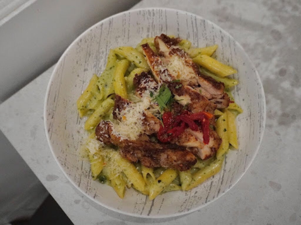 Tanglin House Singapore Grilled Chicken Pesto Cream Sayse