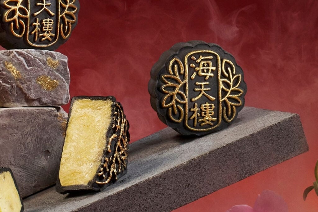 best Mid-Autumn Festival 2026 mooncakes and treats Singapore Pan Pacific Singapore Hotel closeup