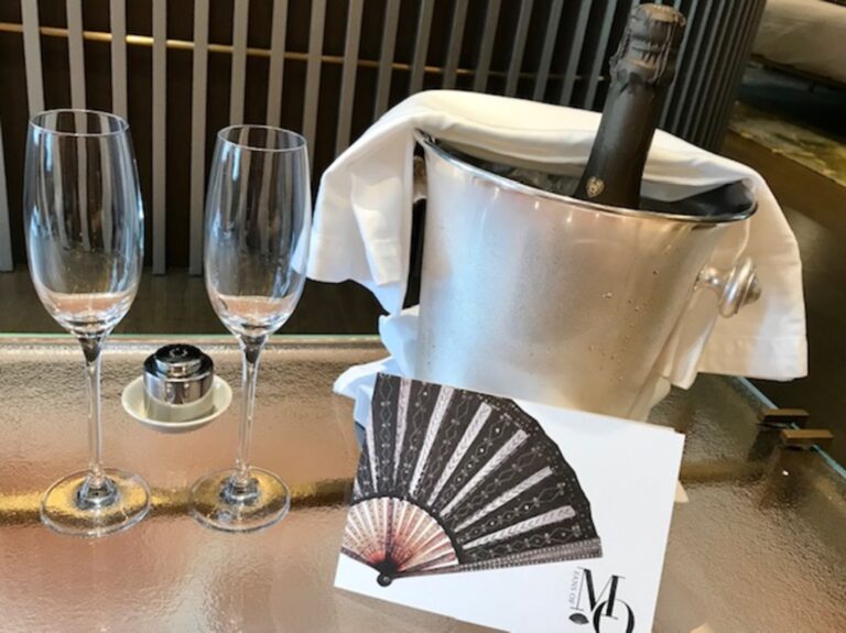 Foodie and The Landmark, Hong Kong