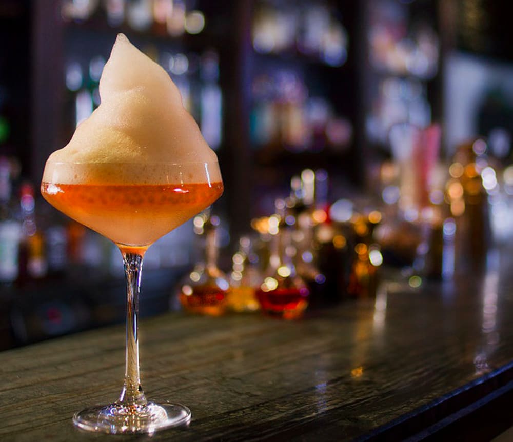 Quinary Hong Kong’s spirit-free Earl Grey caviar martini