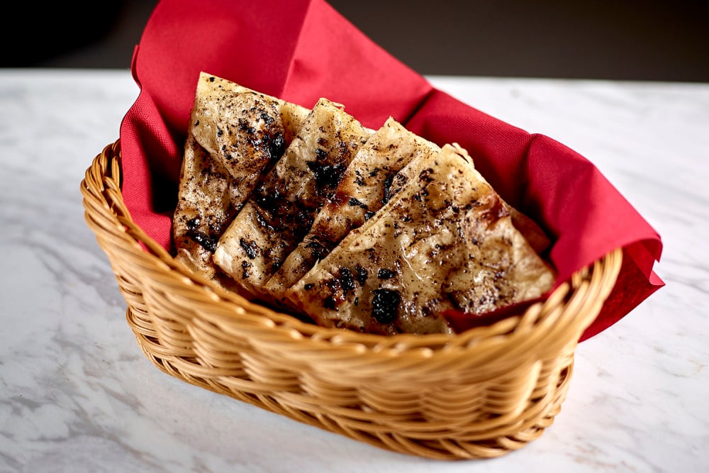 Black garlic naan