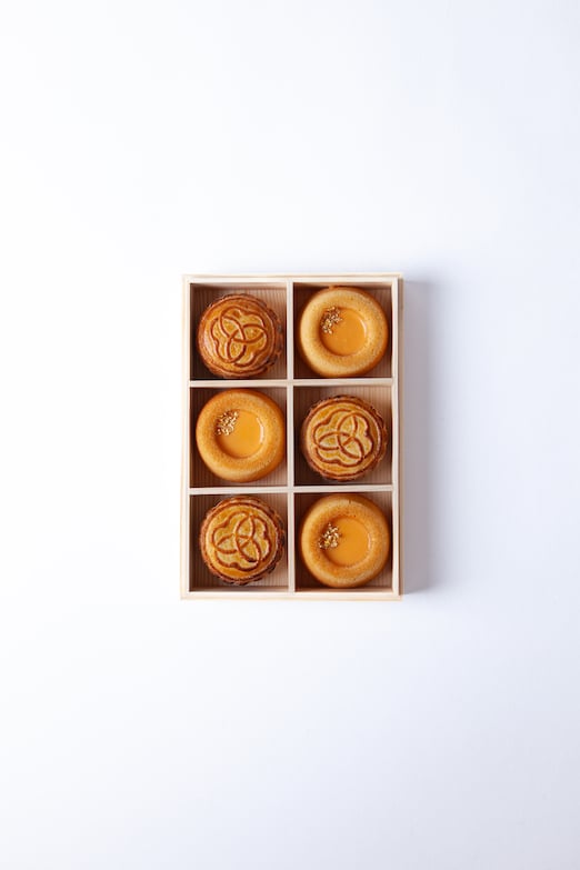 The Best Mooncakes & Mid-Autumn Festival Eats in Hong Kong 2023 1 Ān Soy x esca vegetarian soy-milk mooncakes