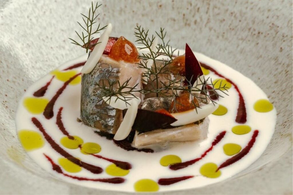 32 best restaurants in Hong Kong Racines fish dish