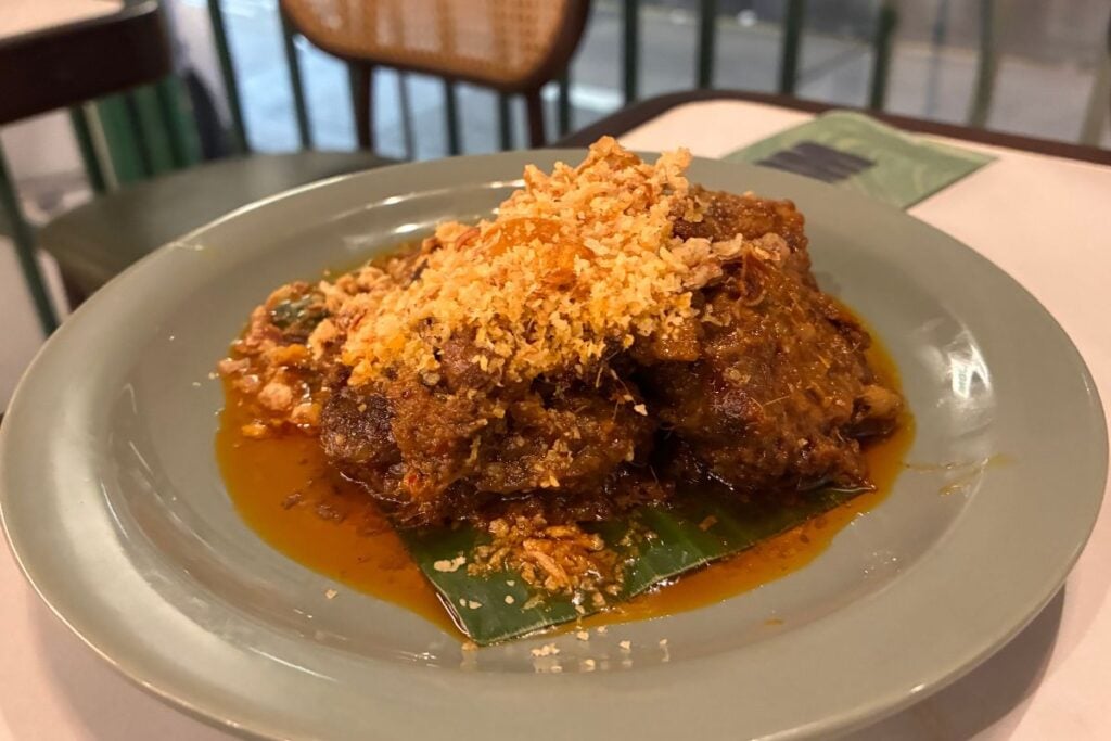 JOM review: new coconut-themed brunch menu dishes out serious Singaporean flavours 4 JOM Sheung Wan Singaporean food beef rendang