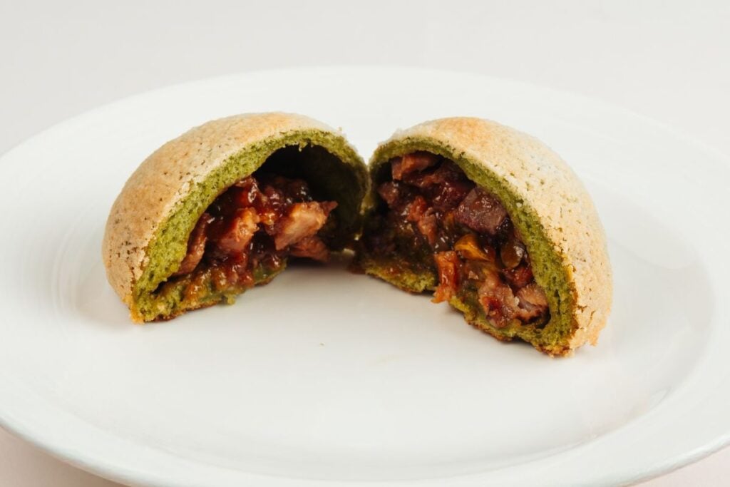 Lung King Heen new matcha cha siu pineapple bun