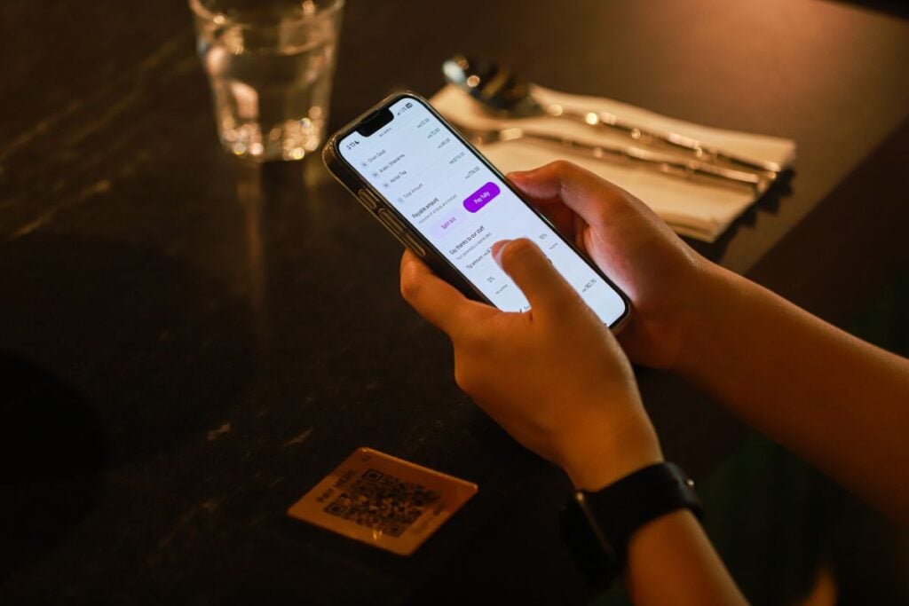 Qlub QR payment solutions customer help