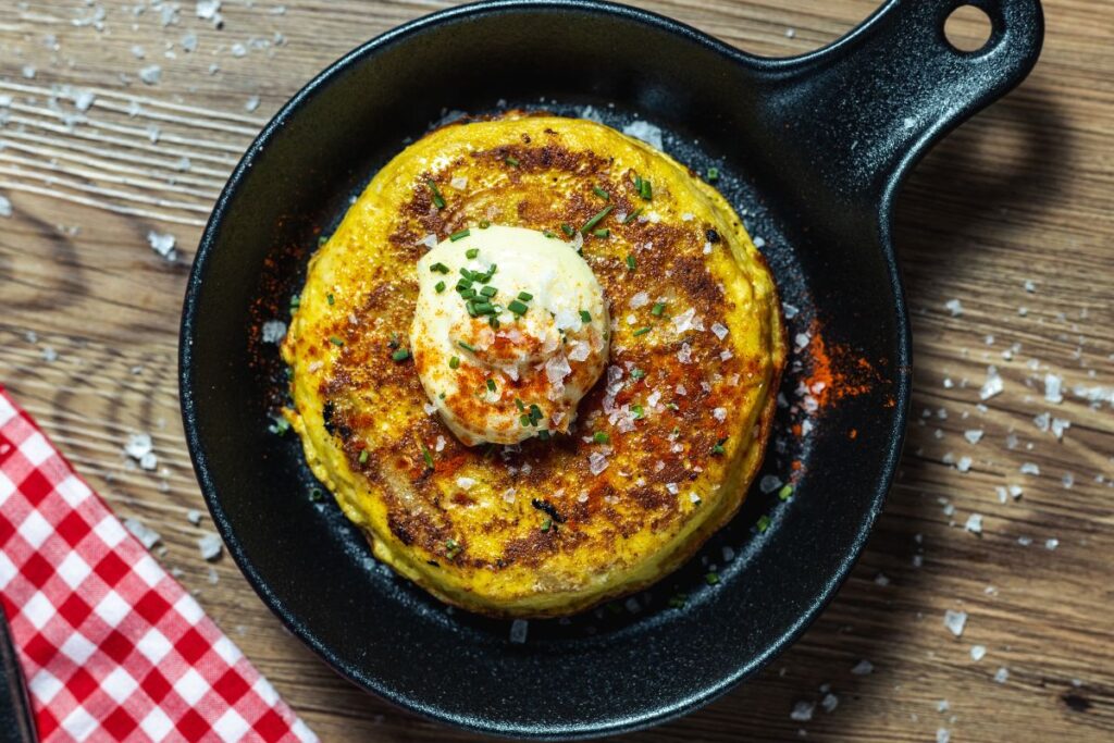 Alex Fargas La Paloma online cooking series egg tortilla