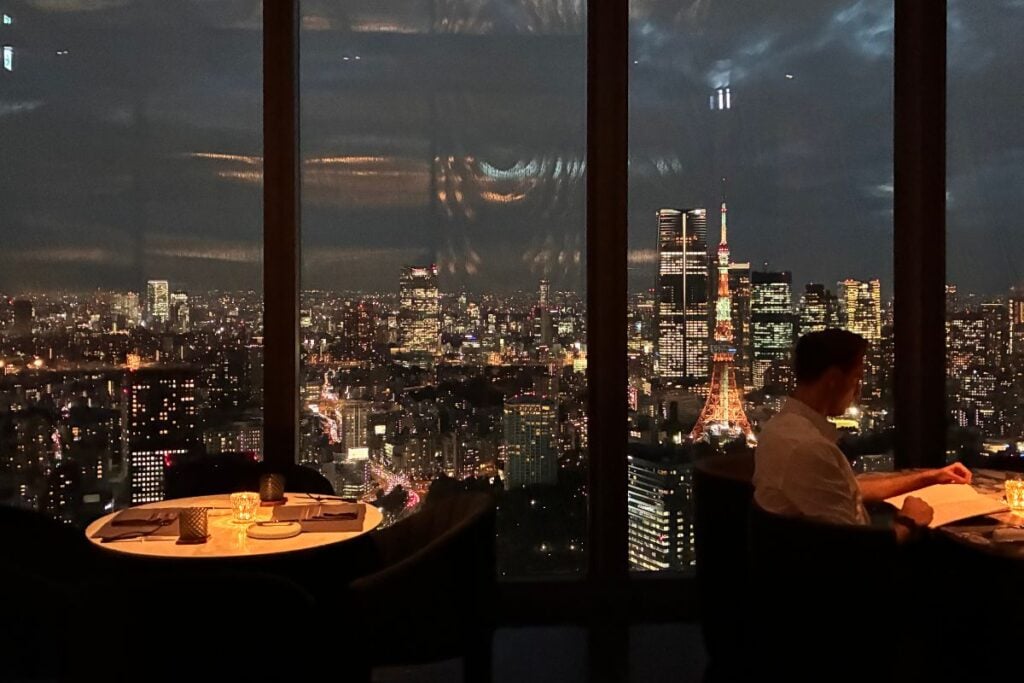 Fairmont Tokyo review Driftwood Restaurant & Bar dinner