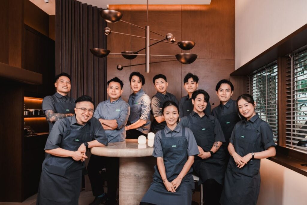Shelley Tai MIUS cocktail bar team photo