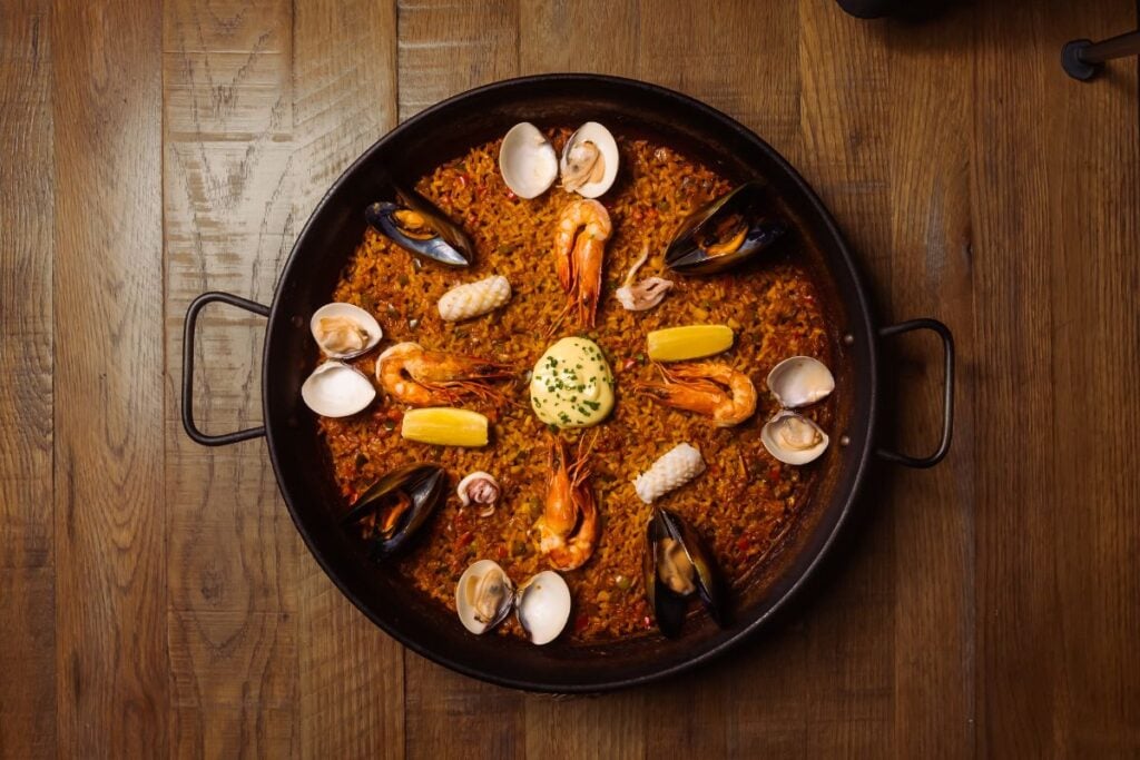 Eat Spain Drink Spain 2025 best things to eat and do La Paloma paella