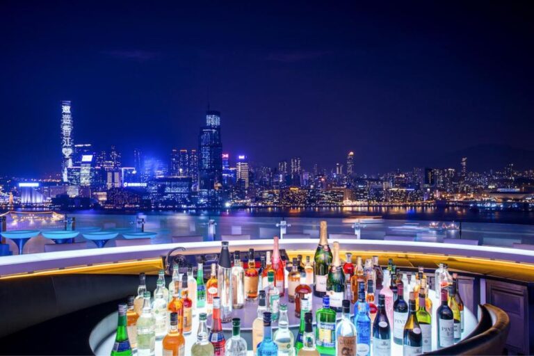 Foodie and bars, Hong Kong