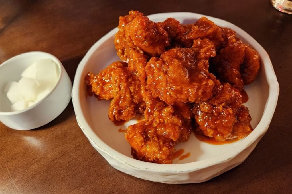 The best Korean restaurants in Hong Kong, when you’re dreaming of banchan, bibimbap, & bulgogi 20 bb.q Chicken The best Korean restaurants in Hong Kong