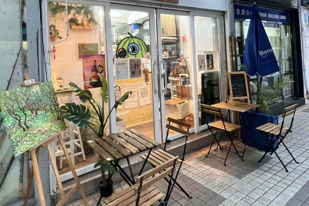 Photo credit: Facebook/Hobbit Coffee. Roaster