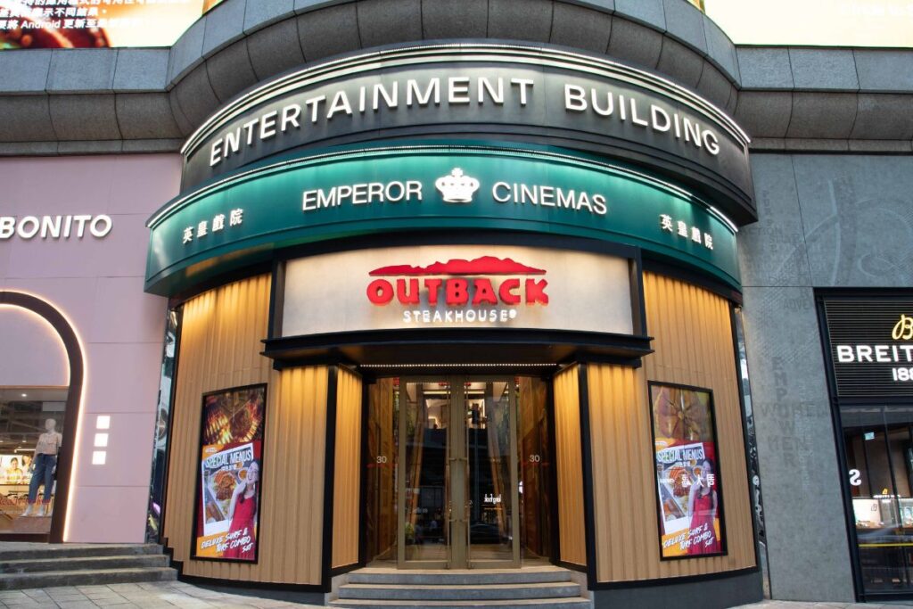 Hong Kong tourists dining 2026 Outback Steakhouse Central