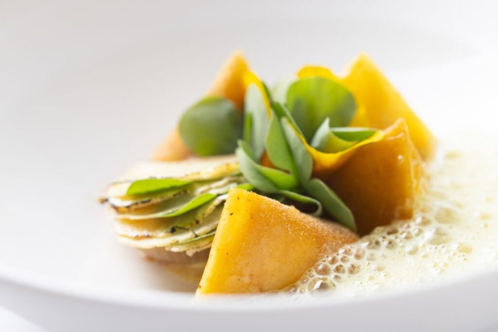 The 32 best restaurants in Hong Kong to try in 2026, from casual to fancy-dining 25 32 best restaurants Hong Kong Cristal Room by Anne-Sophie Pic