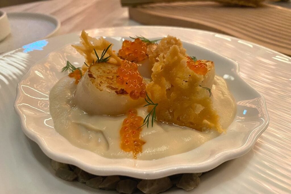 1111 ONES review: modern European fine-diner introduces more flexible à-la-carte format 2 scallops 1111 ONES review