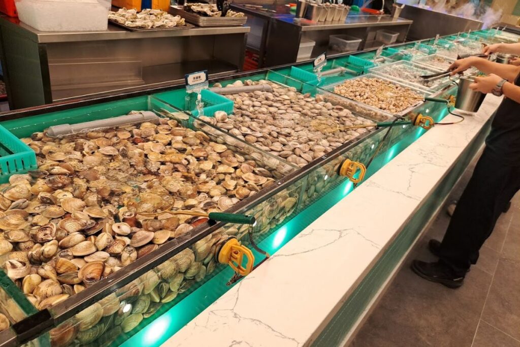 The best restaurants in Mong Kok, Hong Kong’s busiest commercial district 20 The Aquatic Market The best restaurants in Mong Kok