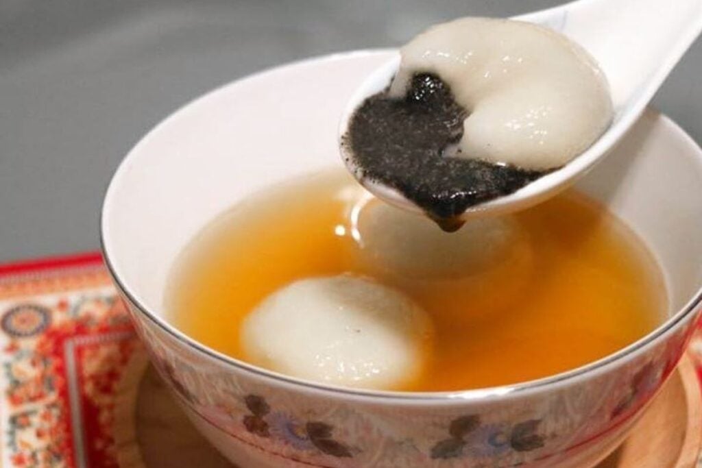 Hong Kong best traditional Cantonese dessert shops Fook Yuen dessert