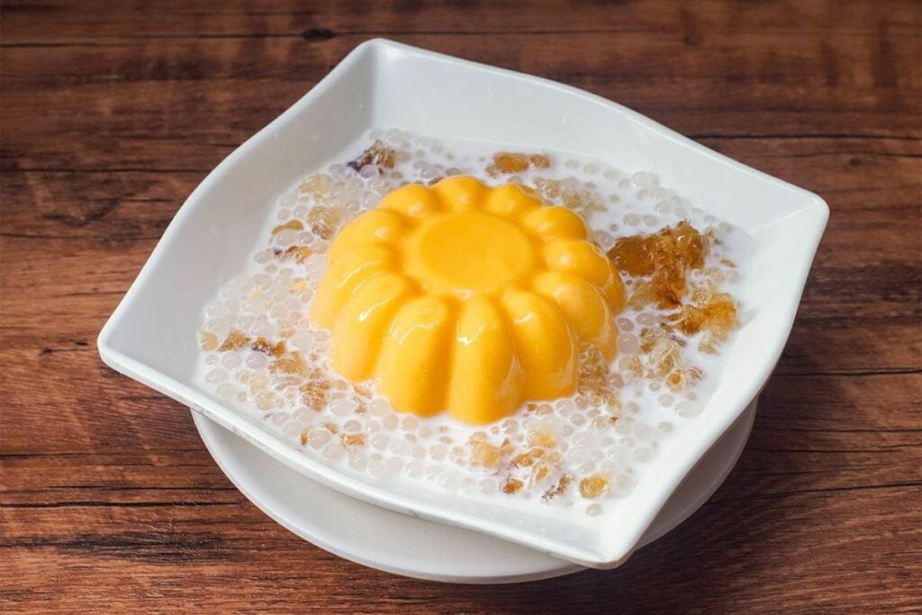 Hong Kong best traditional Cantonese dessert shops Luk Lam Dessert