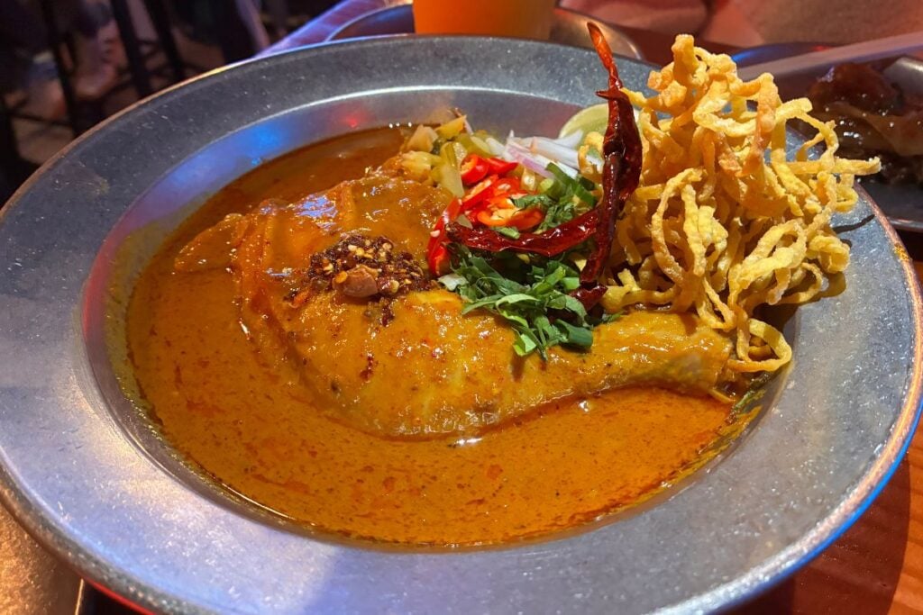 Thonglor 2.0 review: Kowloon City enjoys a taste of modern Thai food 2 Thonglor 2.0 restaurant review Khao soi