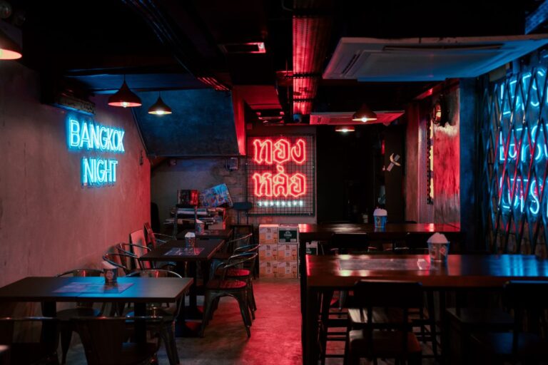 Thonglor 2.0 restaurant review interior