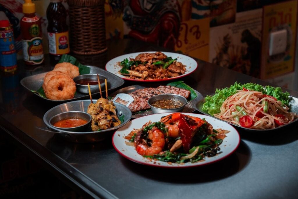 modern Thai Food Thai Pai Dong