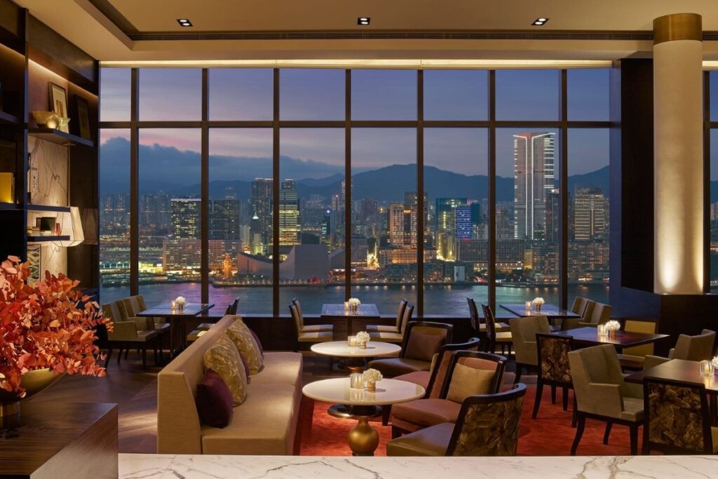 The best hotel bars in Hong Kong to impress your plus one 4 best hotel bars in Hong Kong Grand Club