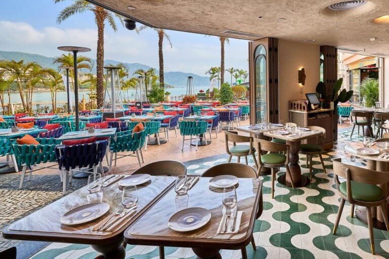 best restaurants in Discovery Bay ONA