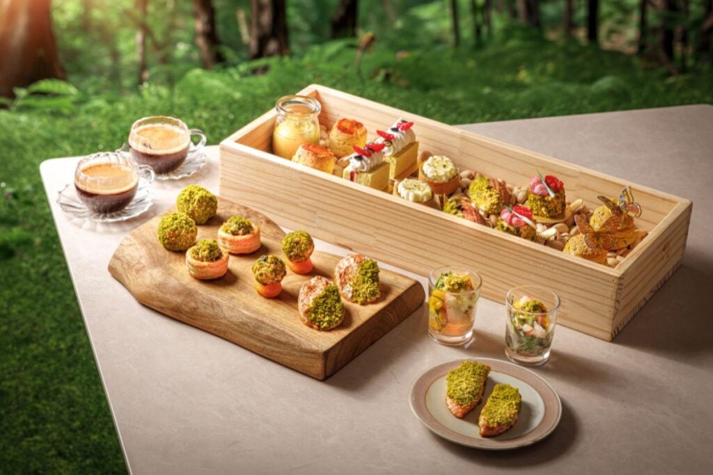 The best spots for afternoon tea in Hong Kong in 2026, from beauty & fashion collabs to holiday-themed sets 17 Gateway Hotel The best spots for afternoon tea in Hong Kong in 2026