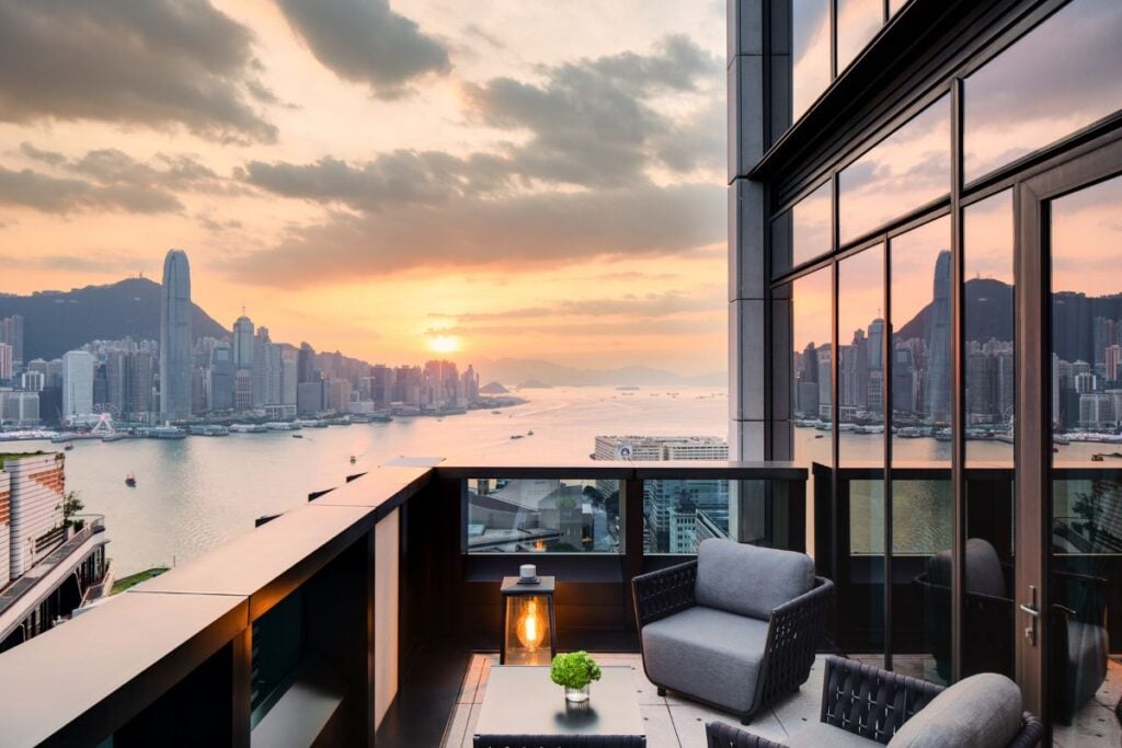 Hugo Montanari, managing director of Rosewood Hong Kong, reveals his philosophy behind running the world’s best hotel 4 Rosewood Hong Kong harbour view suite
