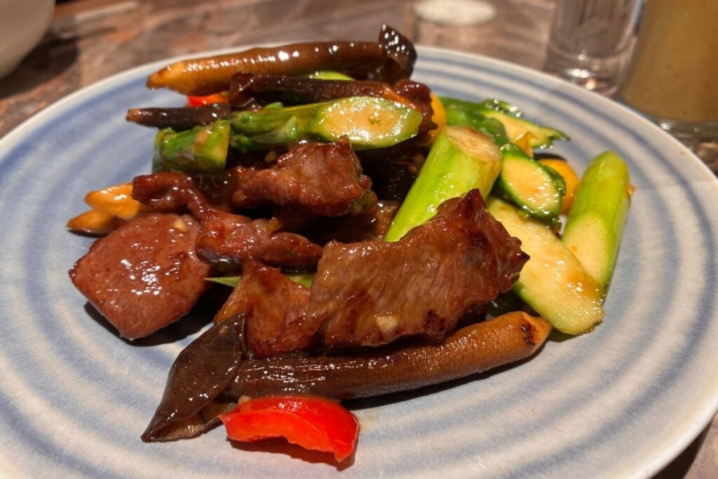 Maxim's Palace (MOKO) restaurant review stir-fried yak tenderloin