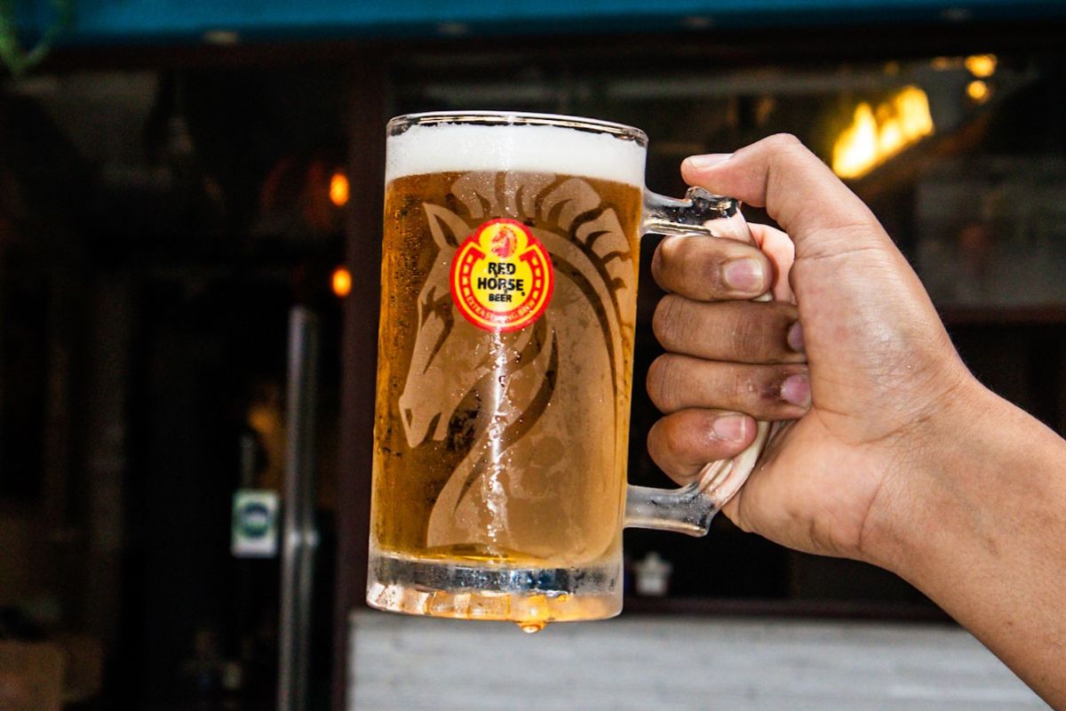 Barkada launches a HKD1 per minute free flow drinks deal