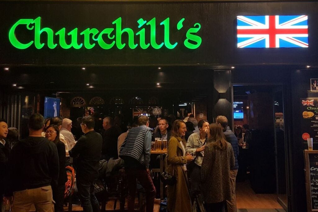 The best bars in Wan Chai, from gastropubs to cocktail bars 13 best bars in Wan Chai Churchill's