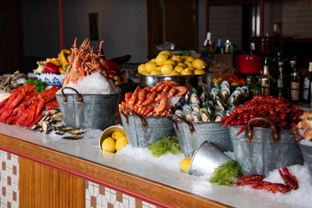 best buffets Hong Kong The Astor