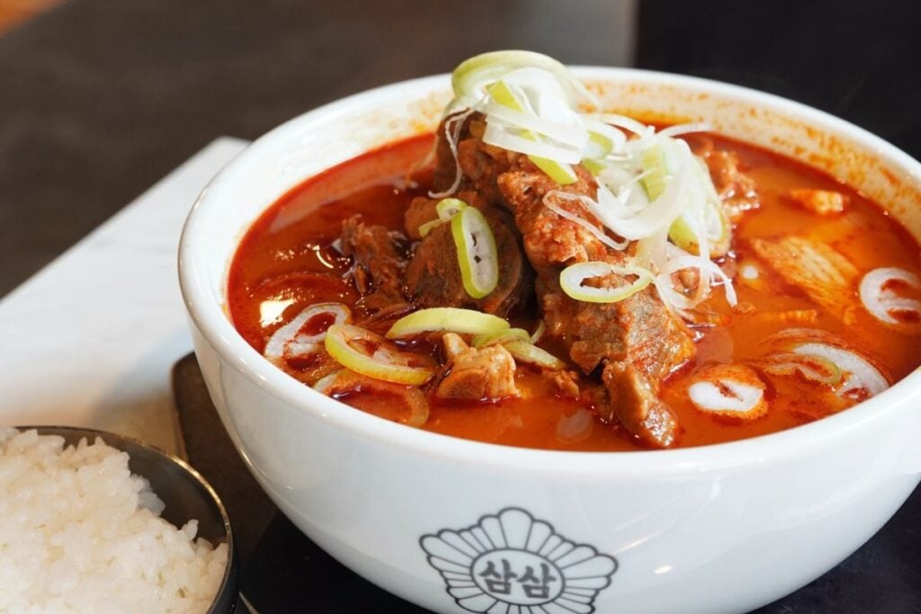 The best Korean restaurants in Hong Kong, when you’re dreaming of banchan, bibimbap, & bulgogi 6 Samsam The best Korean restaurants in Hong Kong