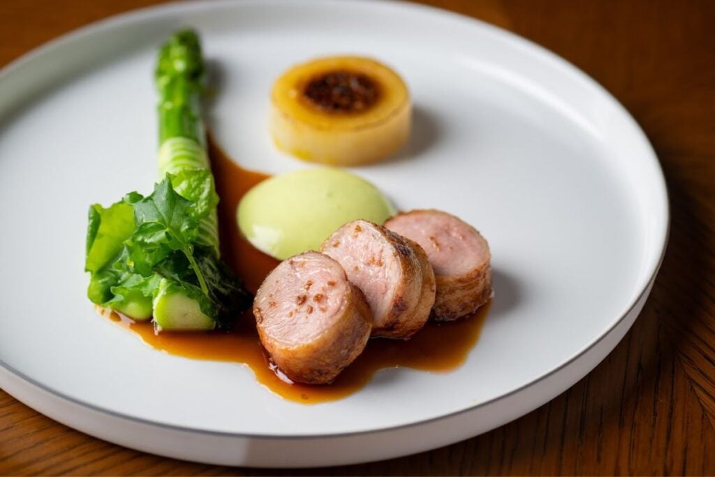 5 unmissable auction items on offer at Foodie x r é n In the Kitchen Charity Night on Sep. 2 2 Amber auction items Foodie x r é n In the Kitchen Charity Nigh
