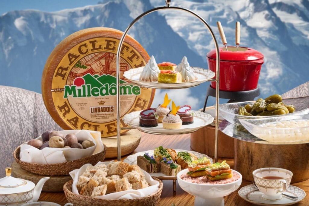 The best spots for afternoon tea in Hong Kong in 2026, from beauty & fashion collabs to holiday-themed sets 21 Grand Hyatt The best spots for afternoon tea in Hong Kong in 2026