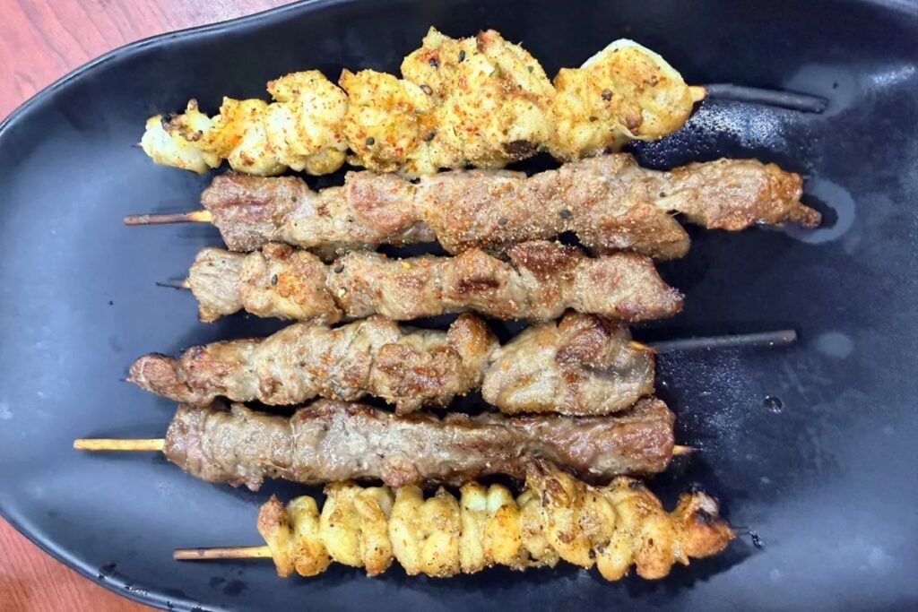 The best yakitori restaurants in Hong Kong to feed your hunger for chicken 13 Sit Anywhere BBQ and Cart Noodles (隨便坐 燒烤 車仔麵) best yakitori restaurants in Hong Kong