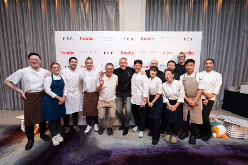Foodie and r é n raise HKD441,200 at r é n In the Kitchen Charity Night gala dinner 1 Foodie r é n charity night gala chefs