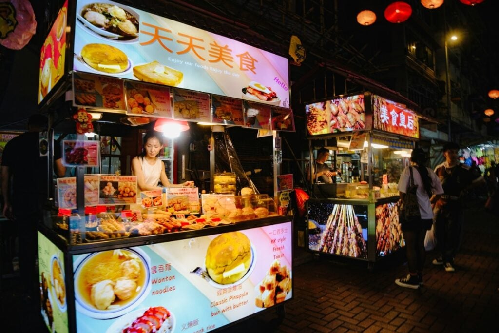 Hong Kong best place in the world to eat Temple Street night market